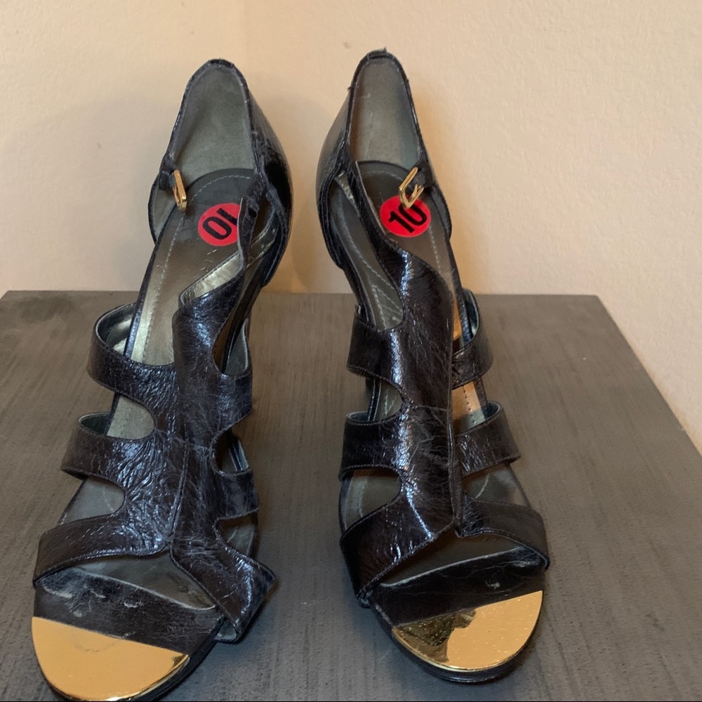Black Sandal by Tahiti